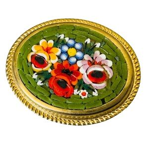 Vintage Gold Tone Green Flowers Floral Micro Mosaic Italy OVAL Brooch Pin